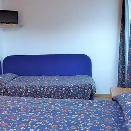 فندق Giardino بورمْيو
