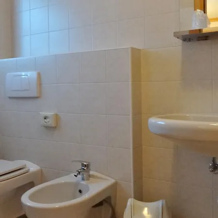 Giardino Hotel 2*